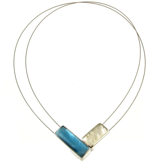 Magnetic Pendant Necklace - Blue/Pearl
